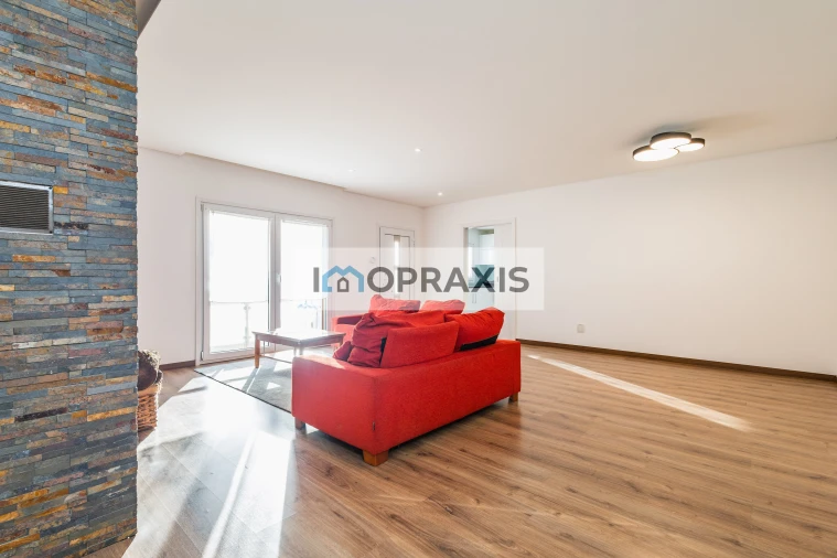 Moradia T5 para Venda em Marrazes e Barosa Foto 4