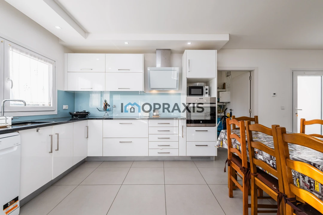 Moradia T5 para Venda em Marrazes e Barosa Foto 6