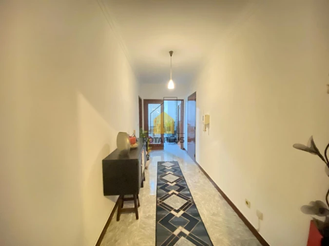 Apartamento T2 para Venda em Folgosa Foto 7