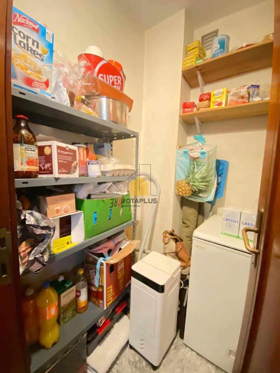 Apartamento T2 para Venda em Folgosa Foto 6