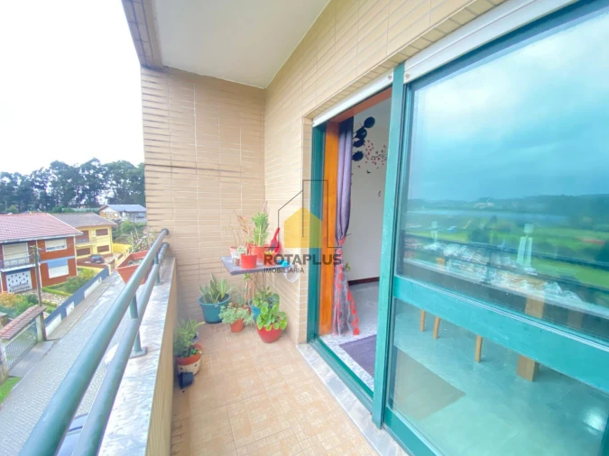 Apartamento T2 para Venda em Folgosa Foto 3