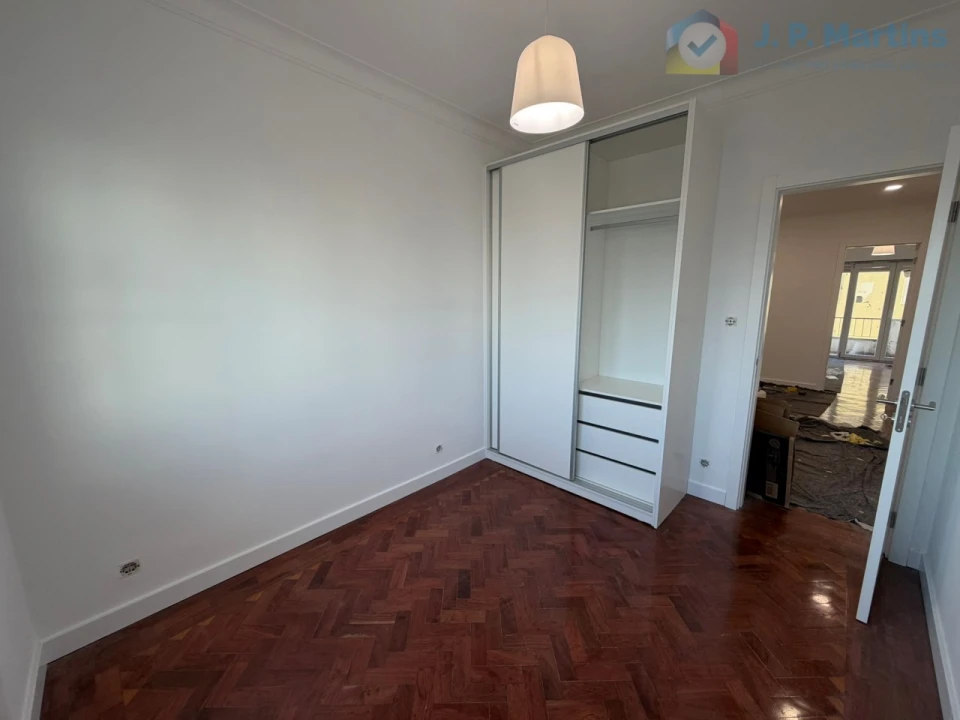 Apartamento T3 para Venda em Almada, Cova da Piedade, Pragal e Cacilhas Foto 8