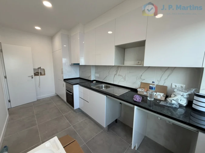 Apartamento T3 para Venda em Almada, Cova da Piedade, Pragal e Cacilhas Foto 2