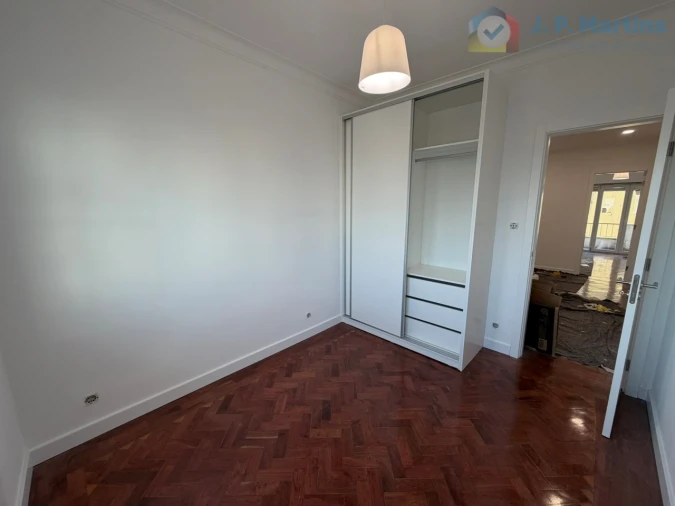 Apartamento T3 para Venda em Almada, Cova da Piedade, Pragal e Cacilhas Foto 8