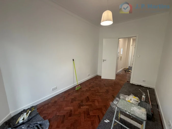 Apartamento T3 para Venda em Almada, Cova da Piedade, Pragal e Cacilhas Foto 16