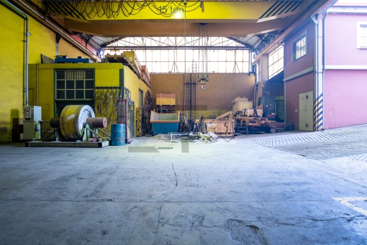 Prédio para Arrendamento em Sacavém e Prior Velho Foto 49