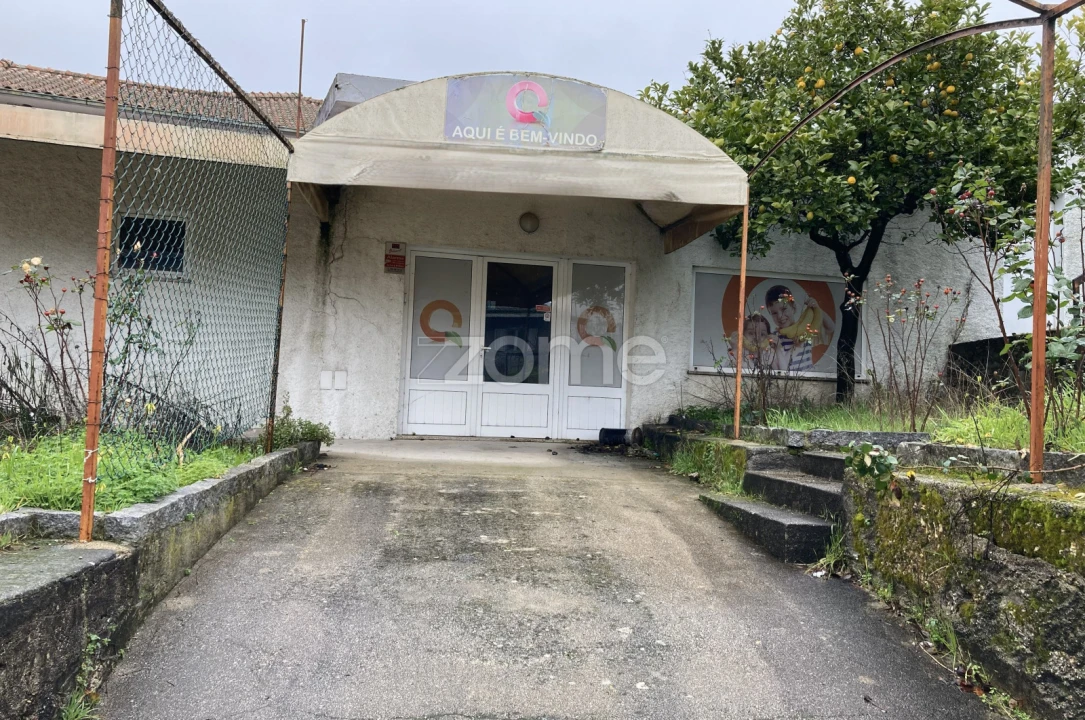 Moradia T7 para Venda em Tondela e Nandufe Foto 5