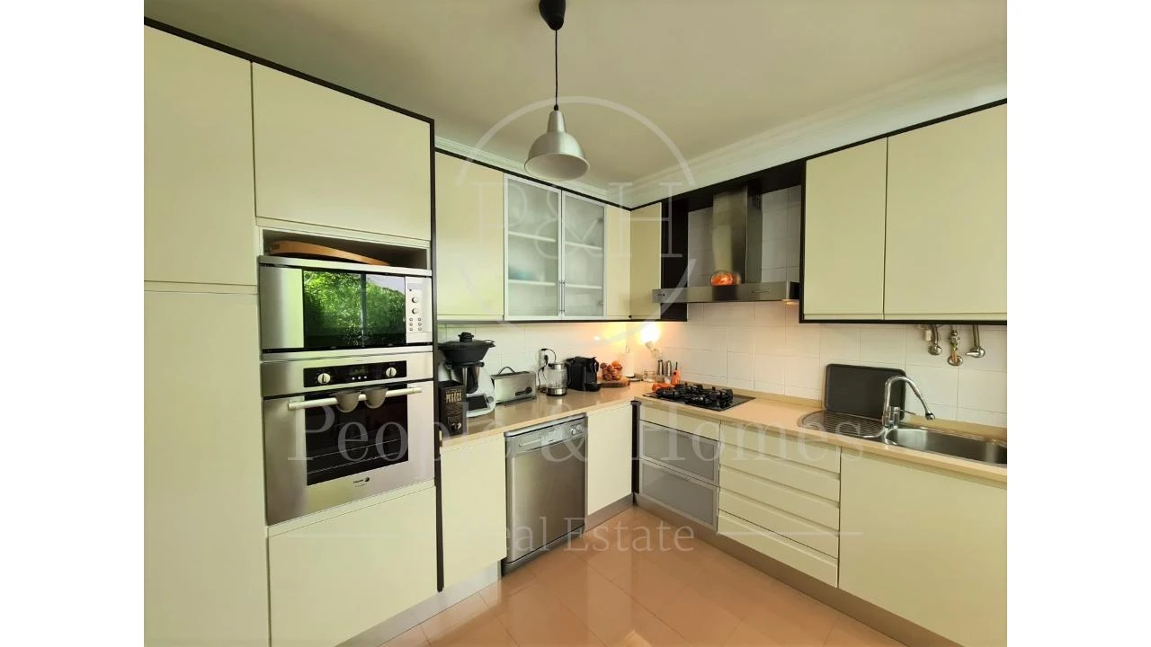 Apartamento T2 para Venda em Cascais e Estoril Foto 16