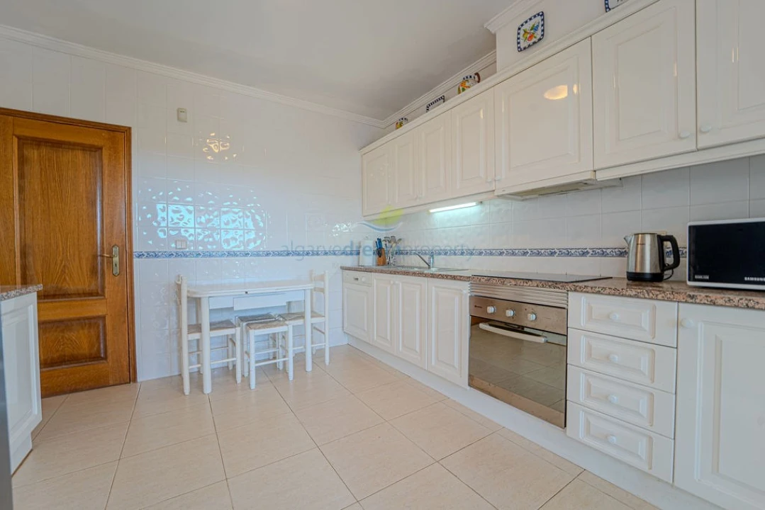 Moradia T3 para Venda em Albufeira e Olhos de Água Foto 13