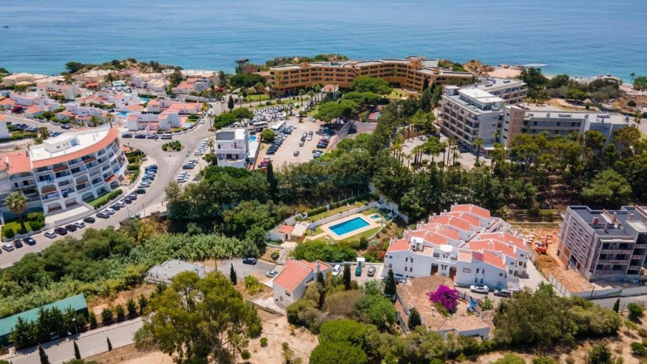 Apartamento T1 para Venda em Albufeira e Olhos de Água Foto 2