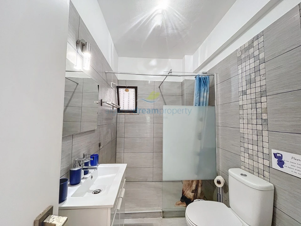 Apartamento T1 para Venda em Albufeira e Olhos de Água Foto 23