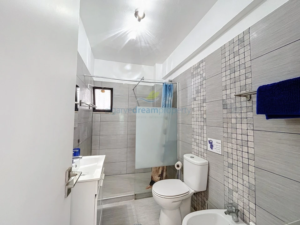 Apartamento T1 para Venda em Albufeira e Olhos de Água Foto 22