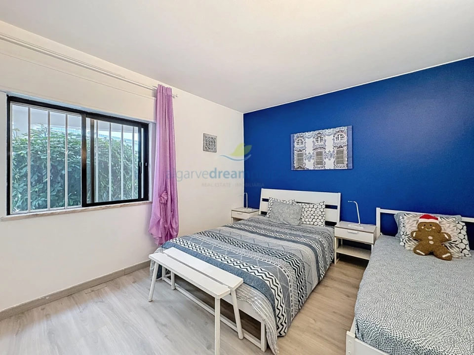 Apartamento T1 para Venda em Albufeira e Olhos de Água Foto 21