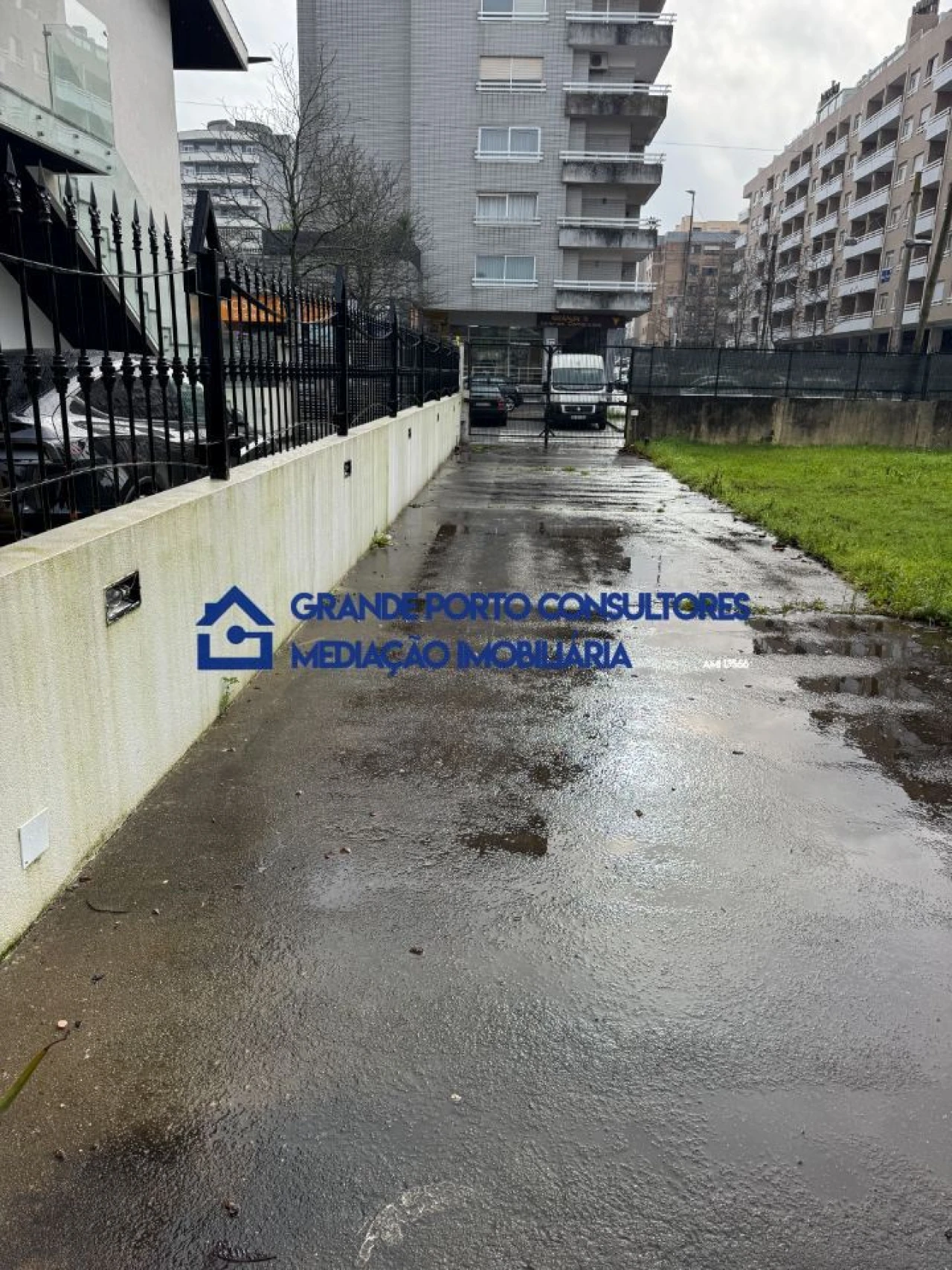 Terreno Misto para Arrendamento em Aguas Santas Foto 1