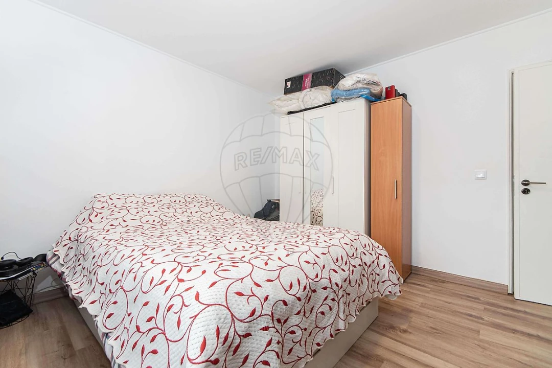 Apartamento T2 para Venda em Queluz e Belas Foto 14