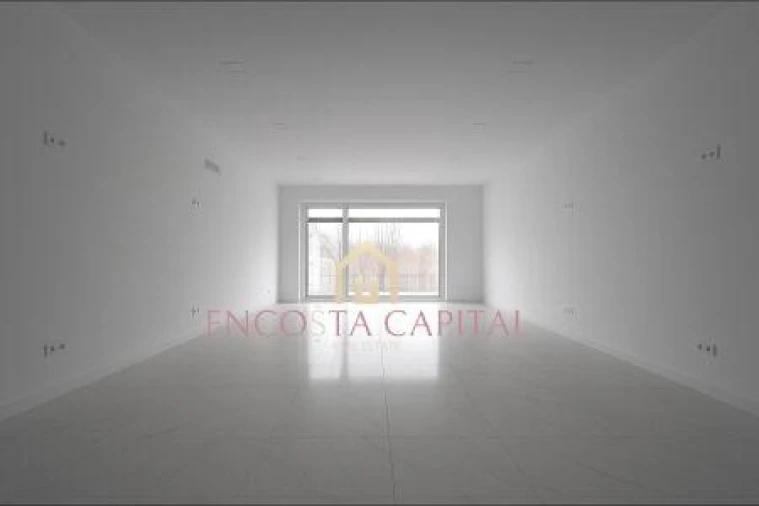 Negócio para Venda em Carcavelos e Parede Foto 2