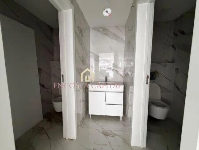 Negócio para Venda em Carcavelos e Parede Foto 5