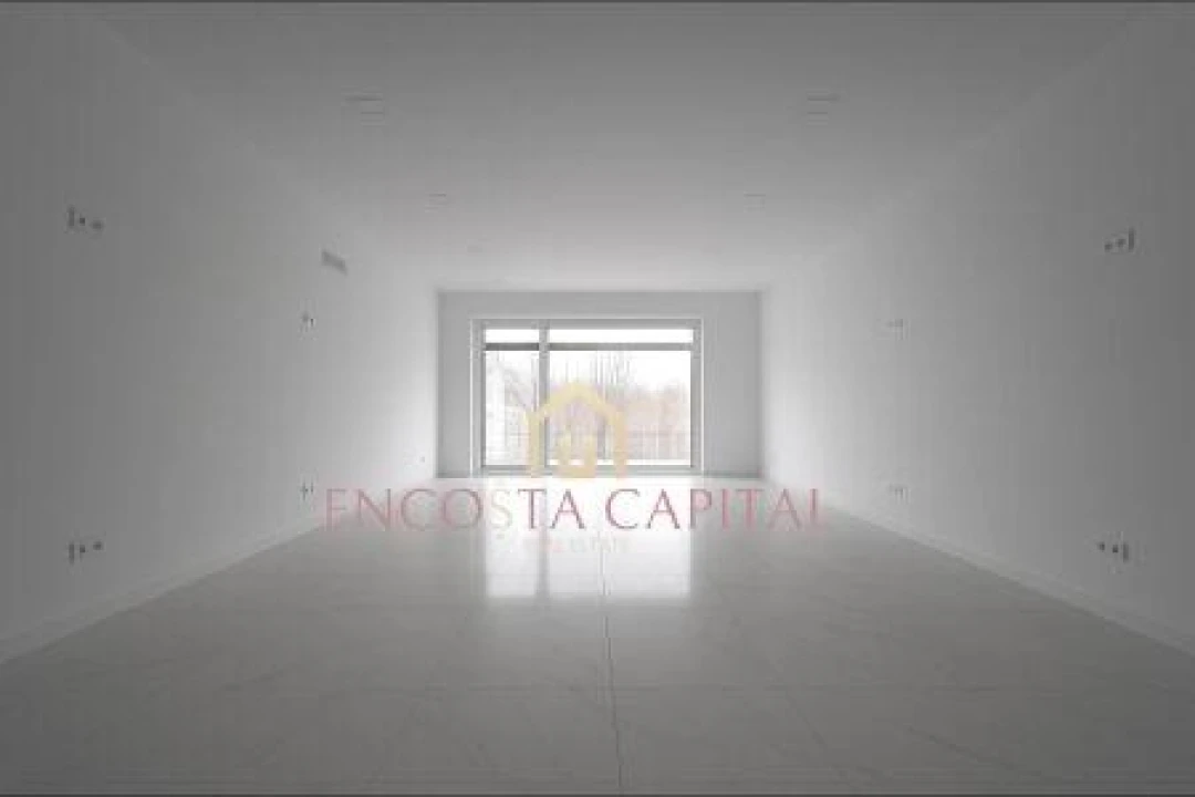 Negócio para Venda em Carcavelos e Parede Foto 2