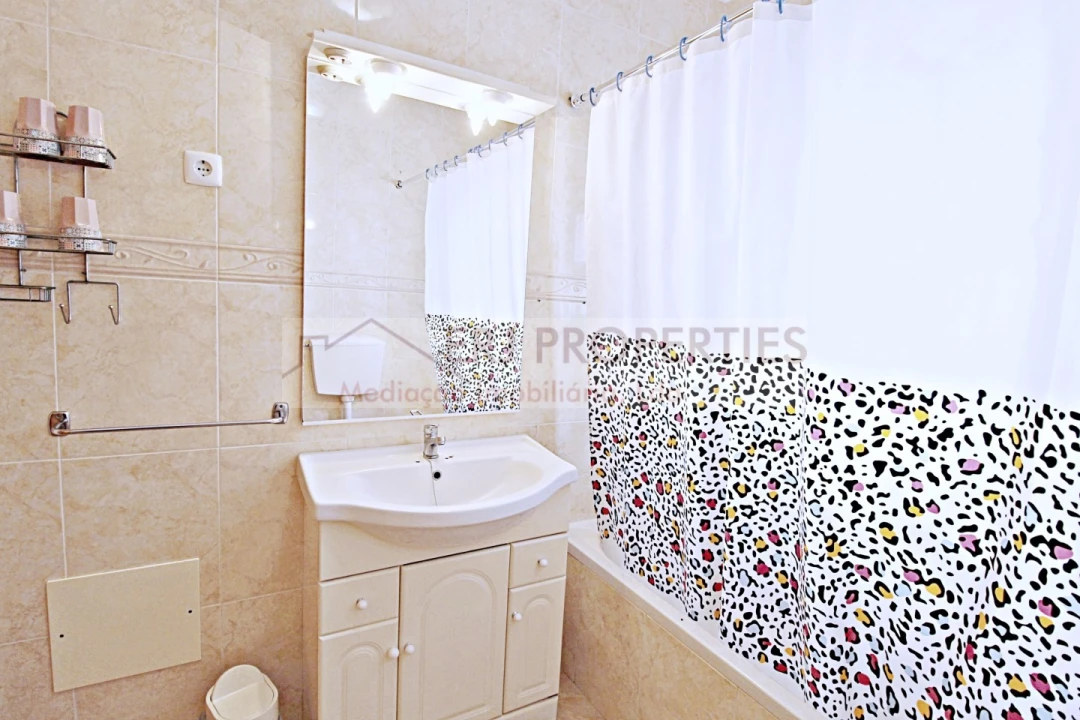 Apartamento T2 para Arrendamento férias em Altura Foto 12