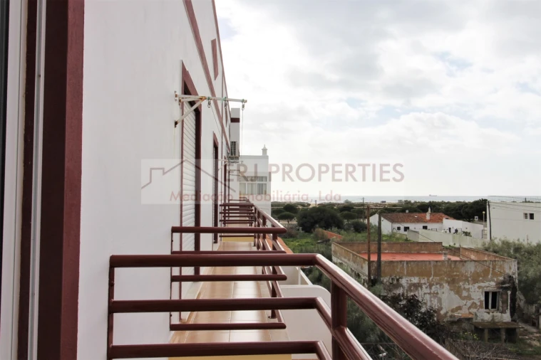 Apartamento T2 para Arrendamento férias em Altura Foto 11