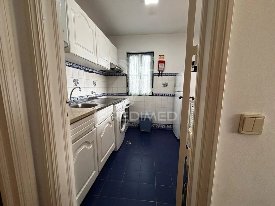 Apartamento T2 para Venda em Quarteira Foto 18