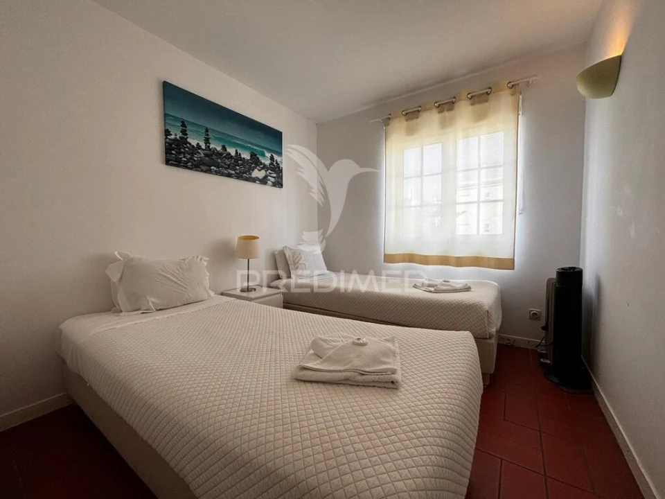 Apartamento T2 para Venda em Quarteira Foto 14