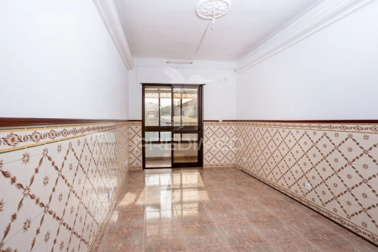 Apartamento T2 para Venda em Amora Foto 7