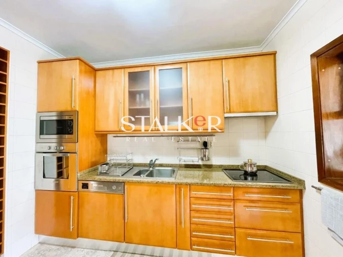 Moradia T4 para Venda em Madalena Foto 9