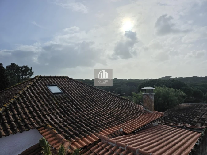 Moradia T4 para Venda em Charneca de Caparica e Sobreda Foto 5