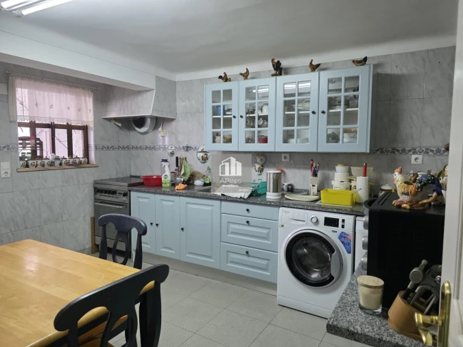 Moradia T4 para Venda em Charneca de Caparica e Sobreda Foto 18