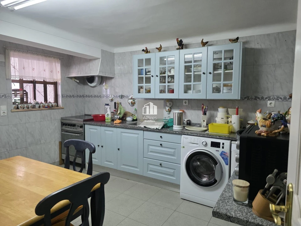 Moradia T4 para Venda em Charneca de Caparica e Sobreda Foto 18