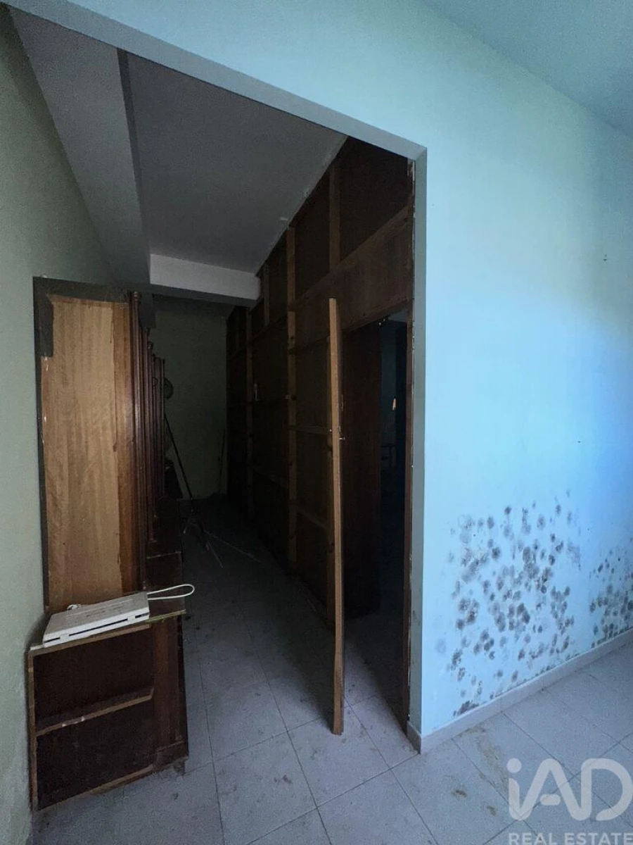 Loja para Venda em Peso da Régua e Godim Foto 13