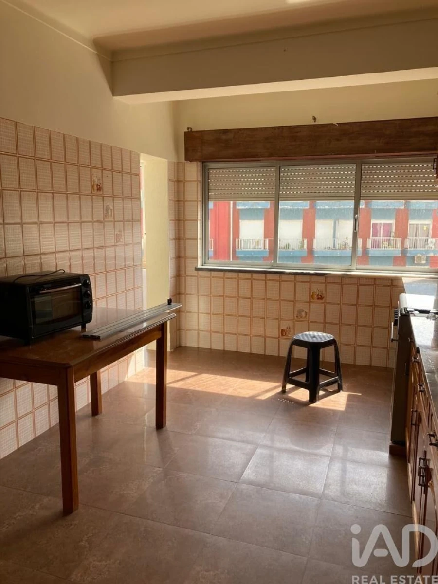 Apartamento T3 para Arrendamento em Palmela Foto 17
