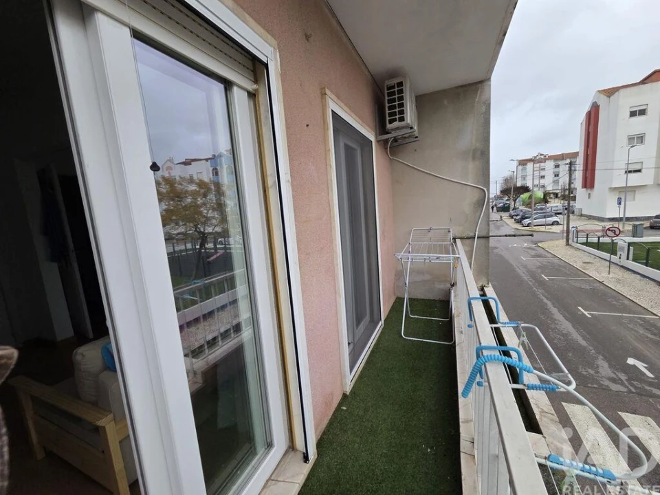 Apartamento T1 para Venda em Pinhal Novo Foto 7