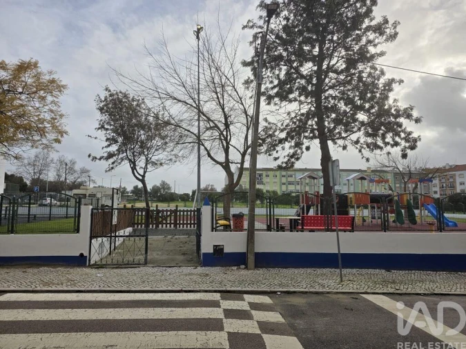 Apartamento T1 para Venda em Pinhal Novo Foto 25