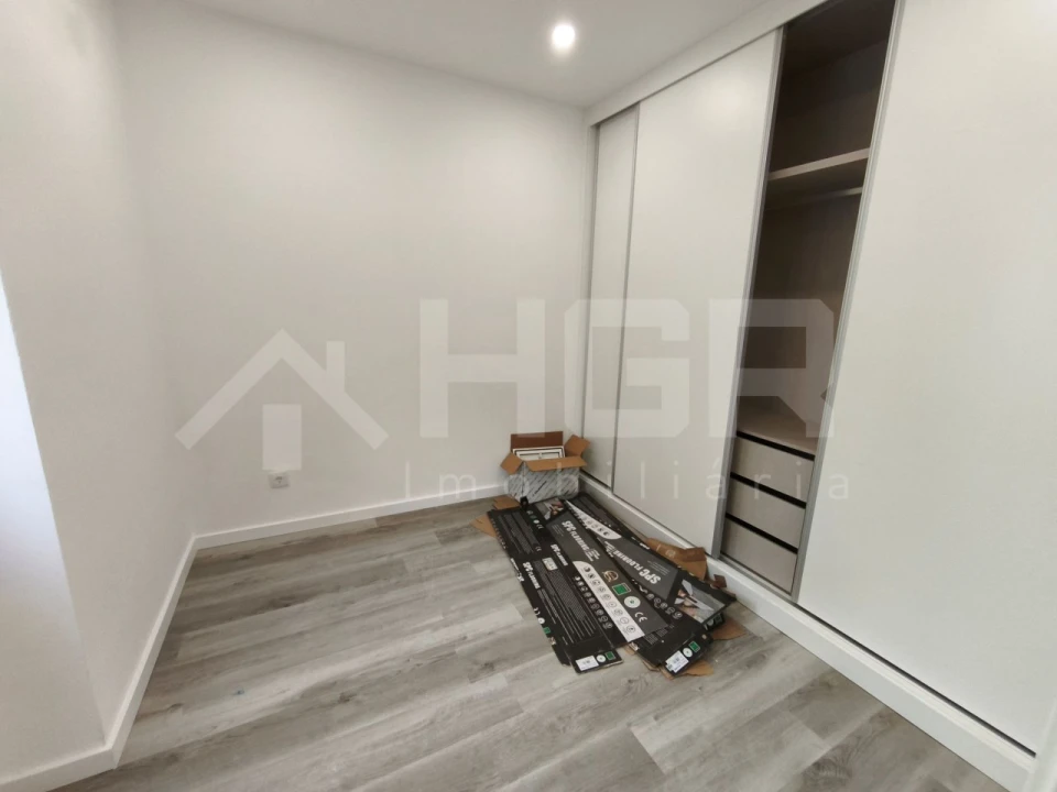 Moradia T2 para Venda em Baixa da Banheira e Vale da Amoreira Foto 6