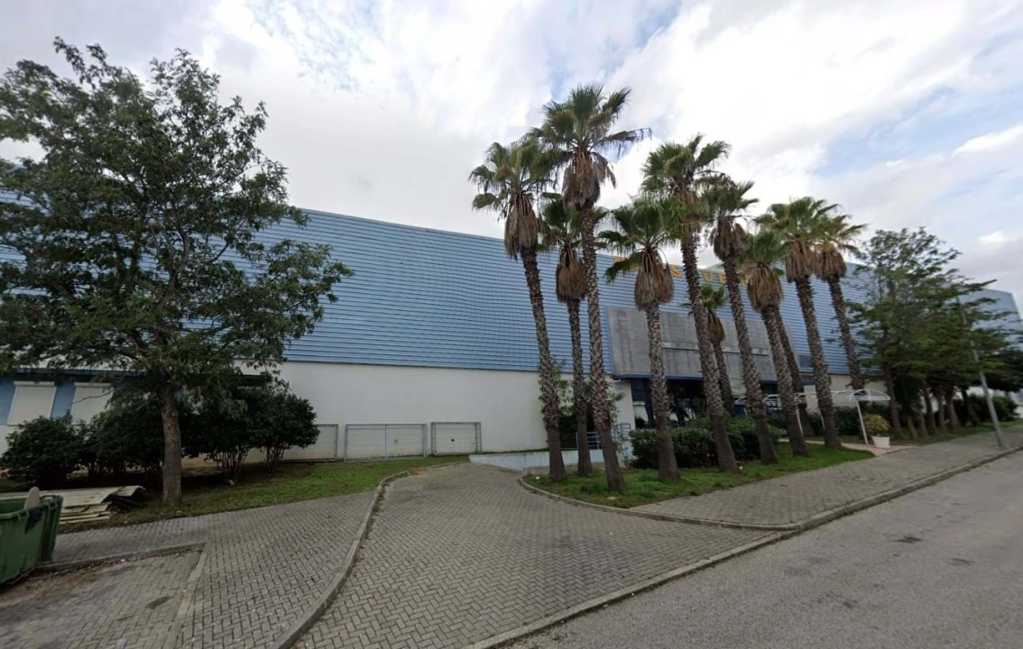 Armazém para Venda em Vialonga Foto 10