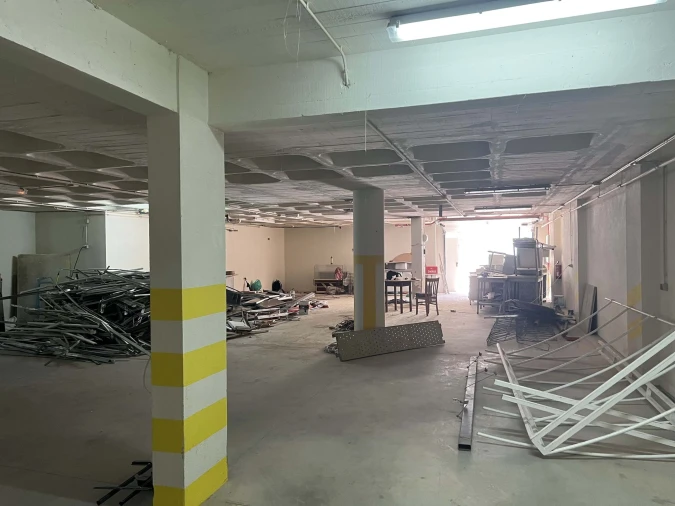 Armazém para Venda em Vialonga Foto 9