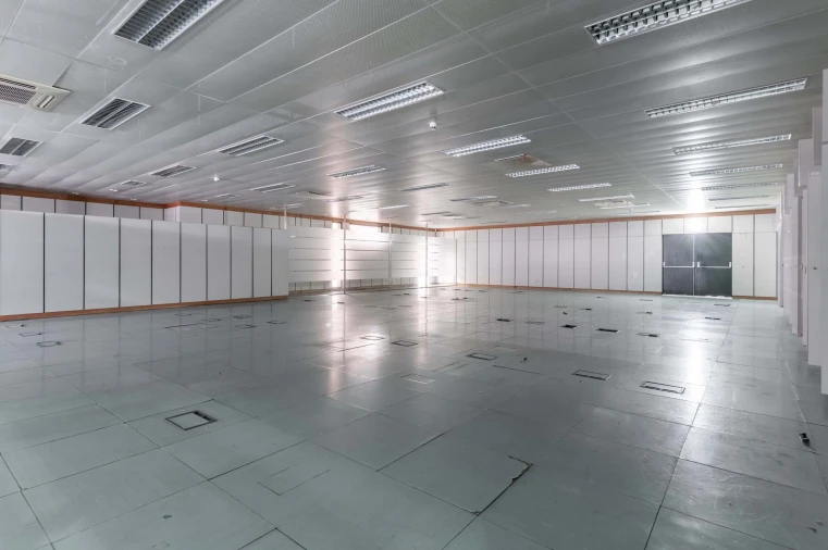 Armazém para Venda em Carnaxide e Queijas Foto 14