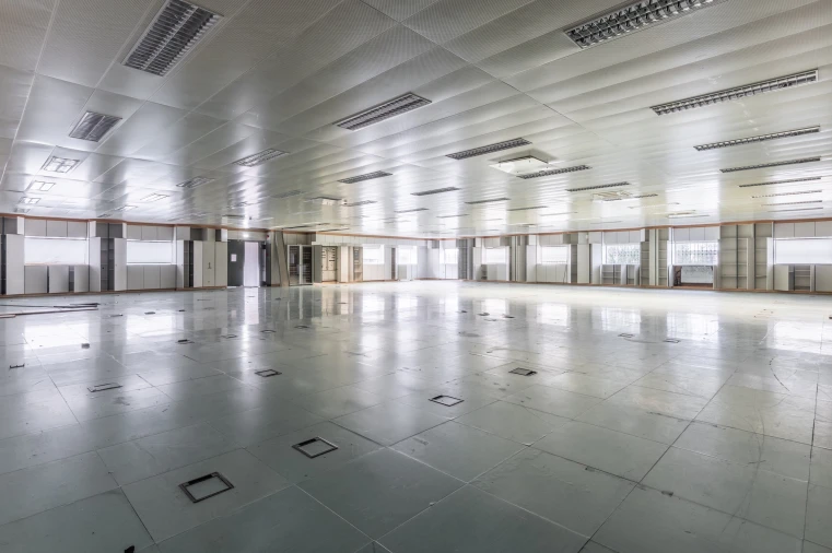 Armazém para Venda em Carnaxide e Queijas Foto 12