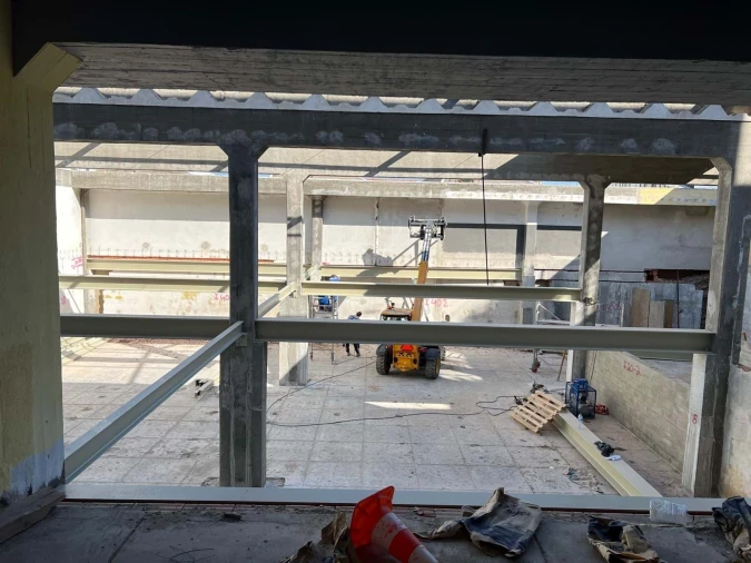 Armazém para Venda em Sacavém e Prior Velho Foto 7