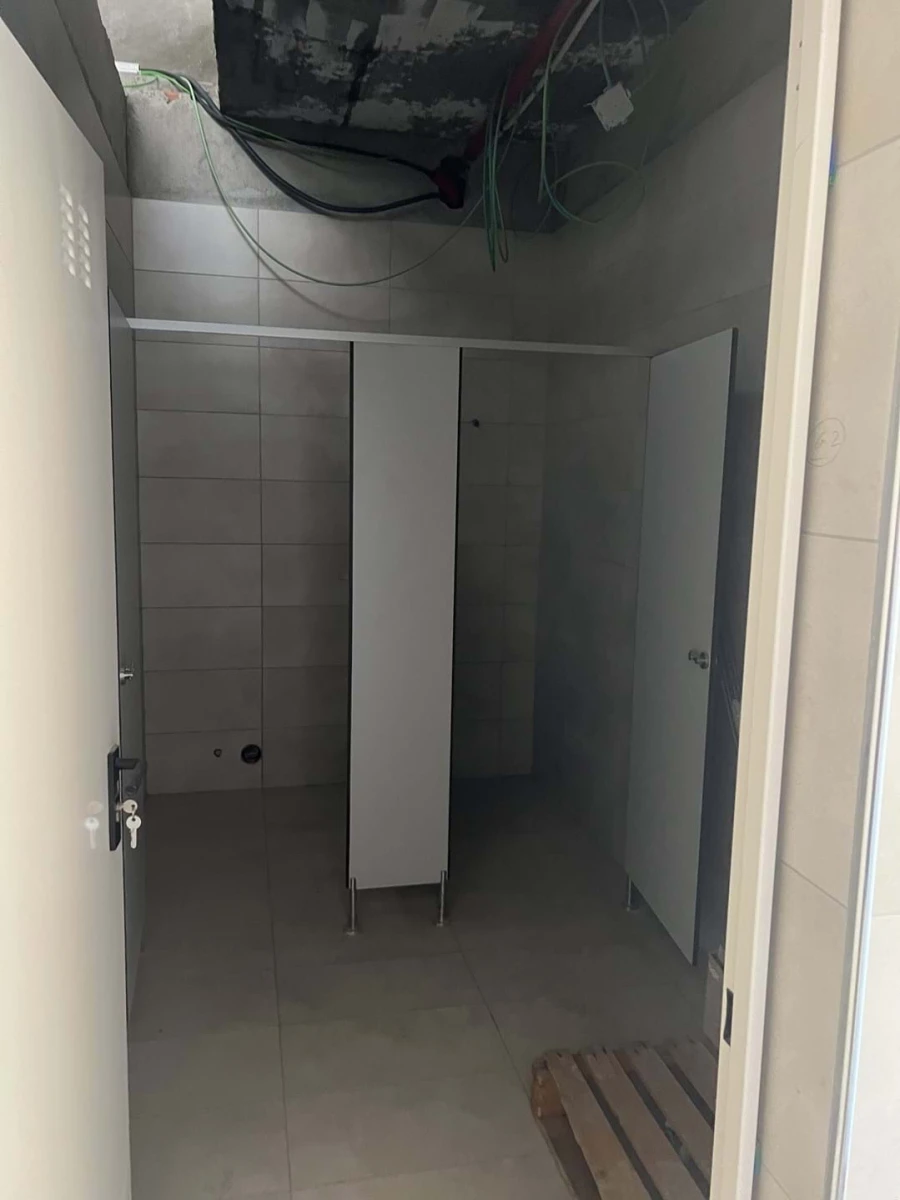 Armazém para Venda em Sacavém e Prior Velho Foto 15