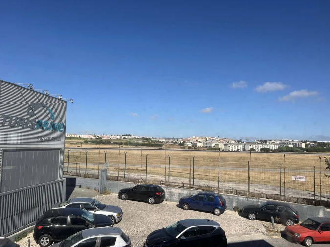 Armazém para Venda em Sacavém e Prior Velho Foto 16