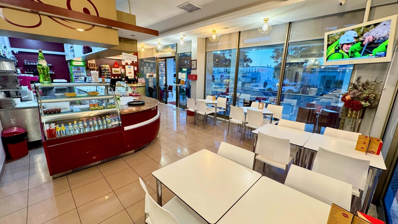 Negócio para Venda em Ferreiras Foto 7