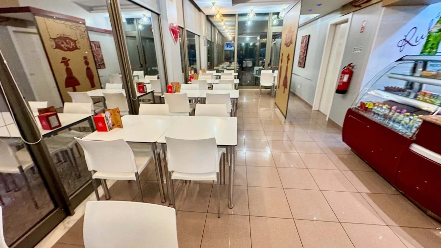 Negócio para Venda em Ferreiras Foto 6