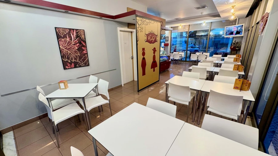 Negócio para Venda em Ferreiras Foto 9