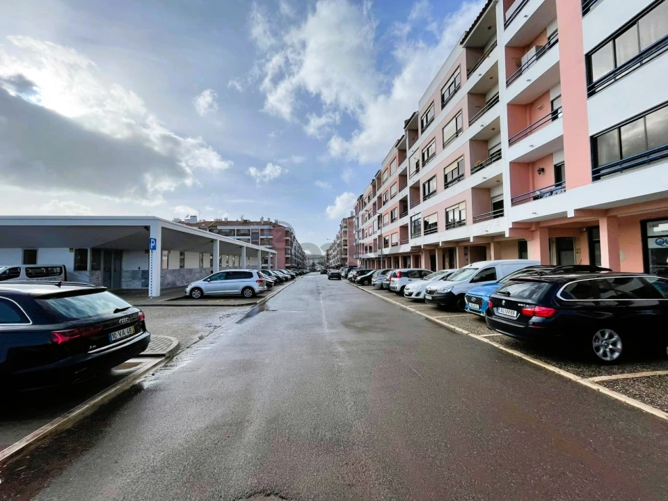 Apartamento T2 para Venda em Barcarena Foto 19