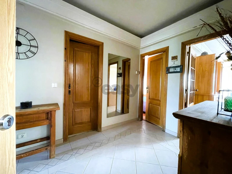 Apartamento T2 para Venda em Barcarena Foto 1