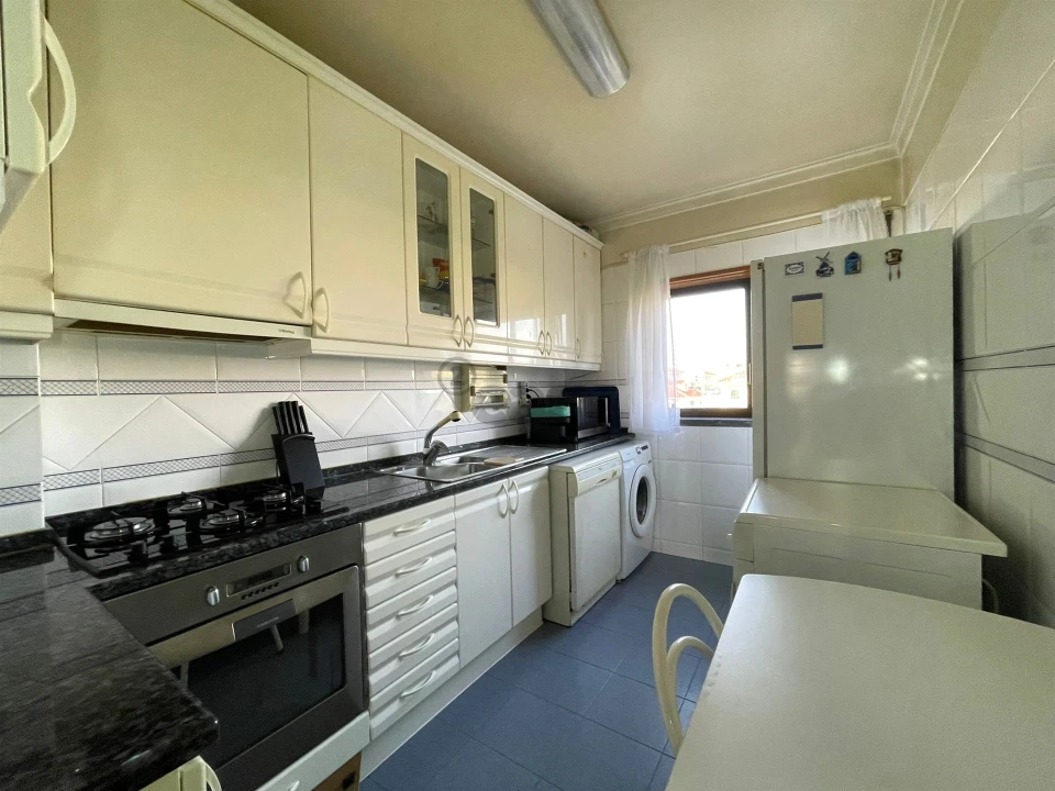 Apartamento T2 para Venda em Barcarena Foto 18