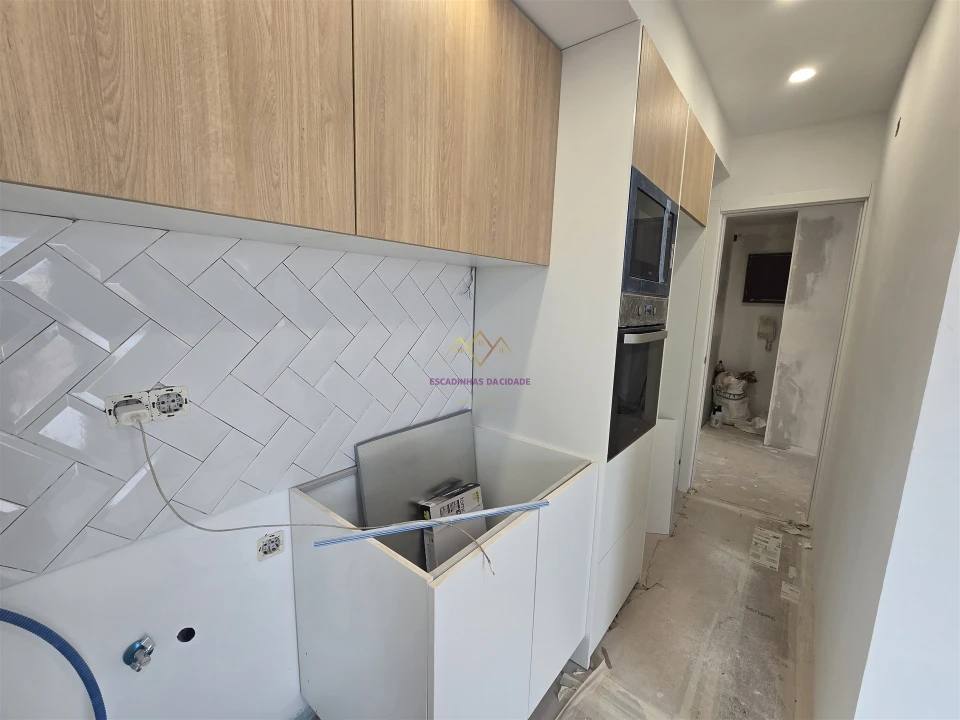 Apartamento T2 para Venda em Carcavelos e Parede Foto 5